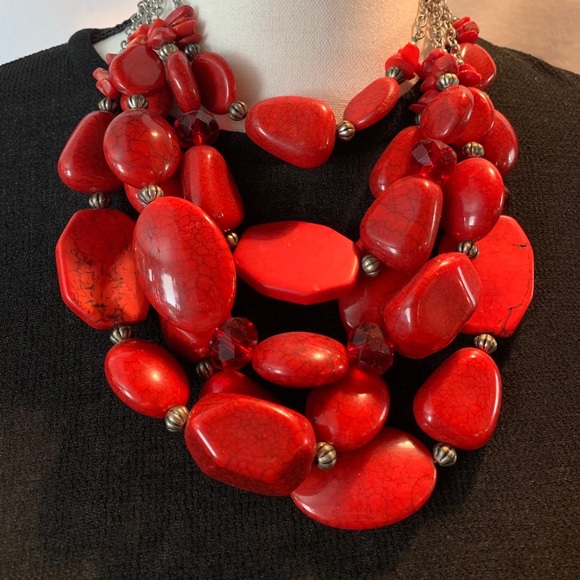 Stone and bead multi tiered necklace - Picture 2 of 2